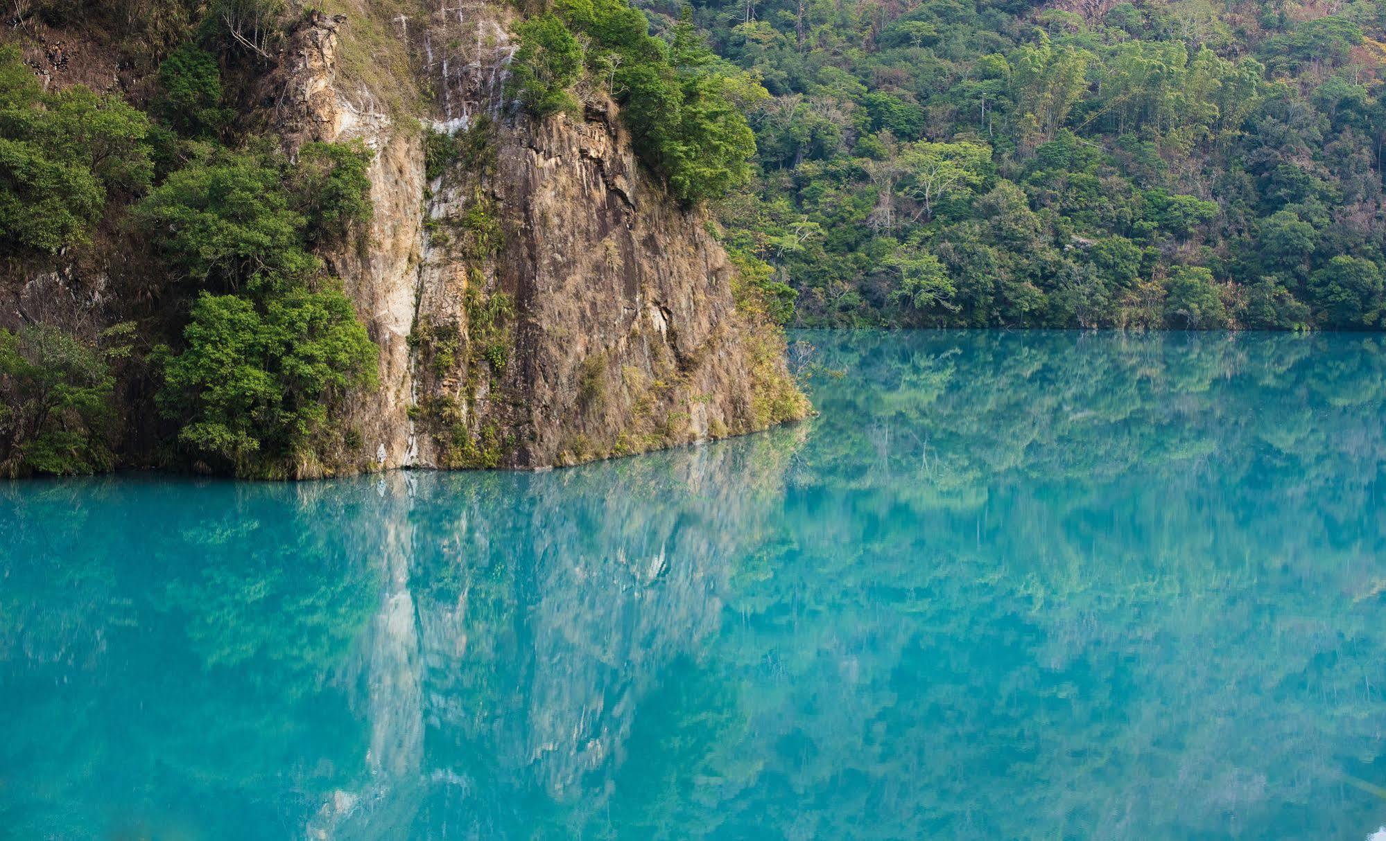 เอซัวร์โลโฮ โฮสเทล Nantou ภายนอก รูปภาพ